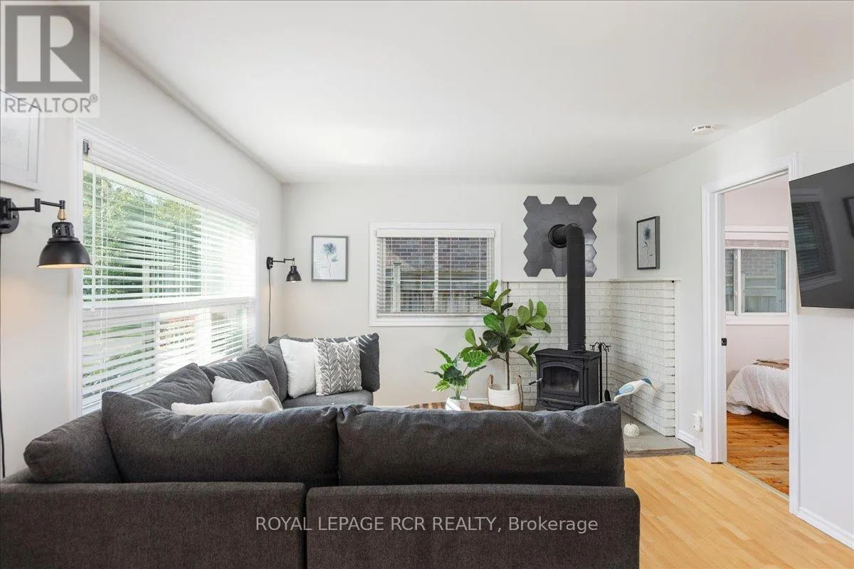 10 COTTAGE GROVE