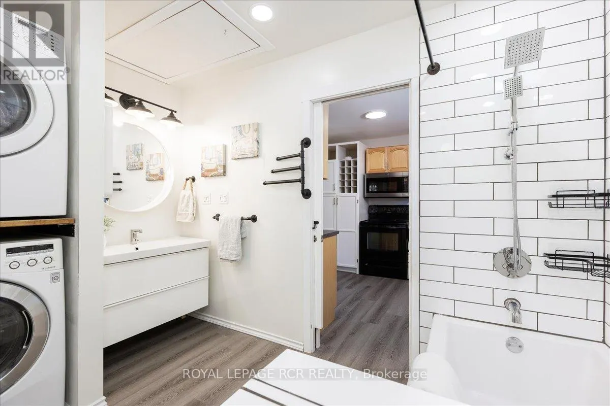 10 COTTAGE GROVE