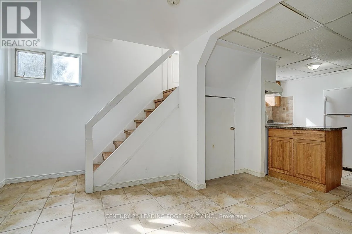 366 MAIN STREET N