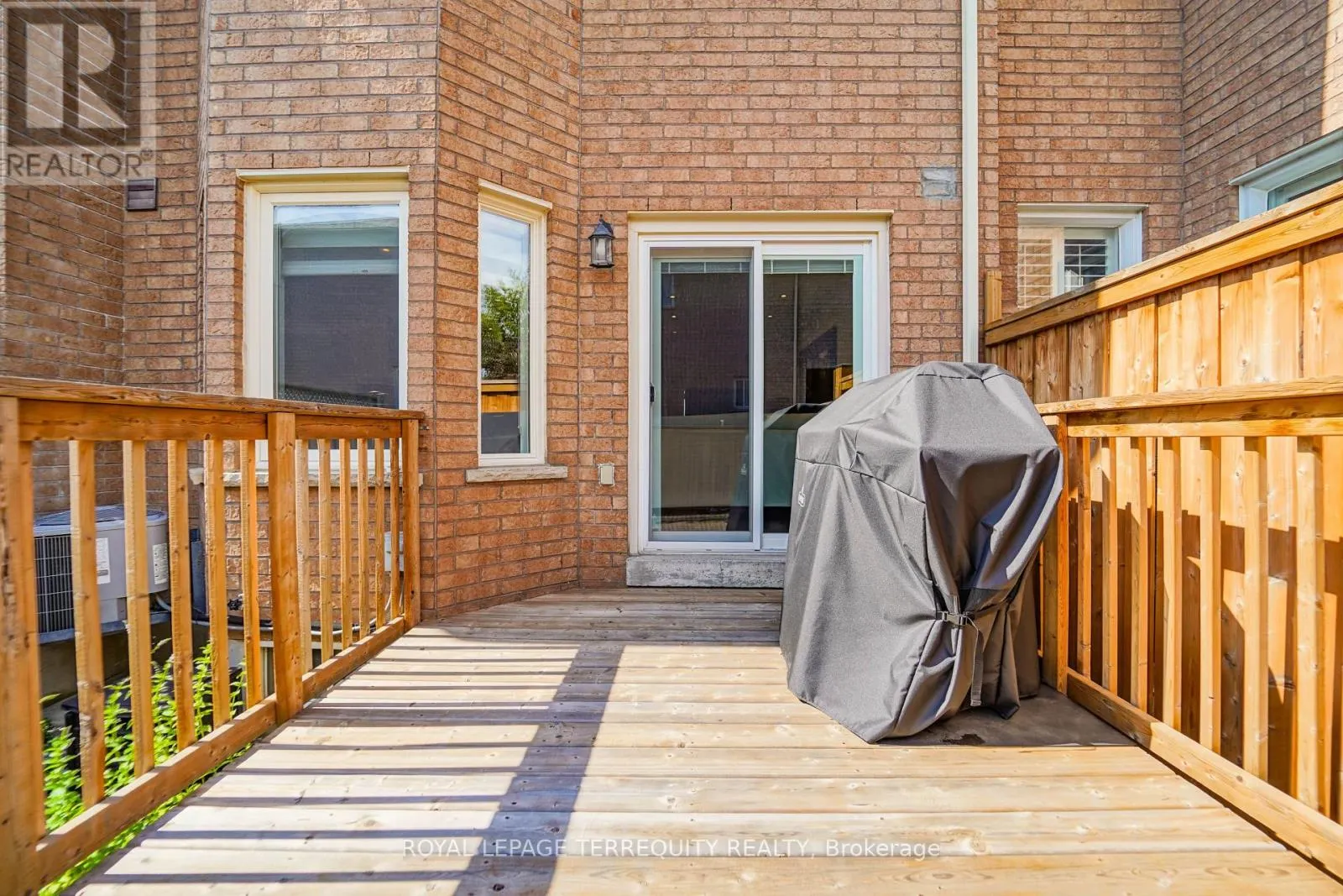9 STONEBRIAR DRIVE