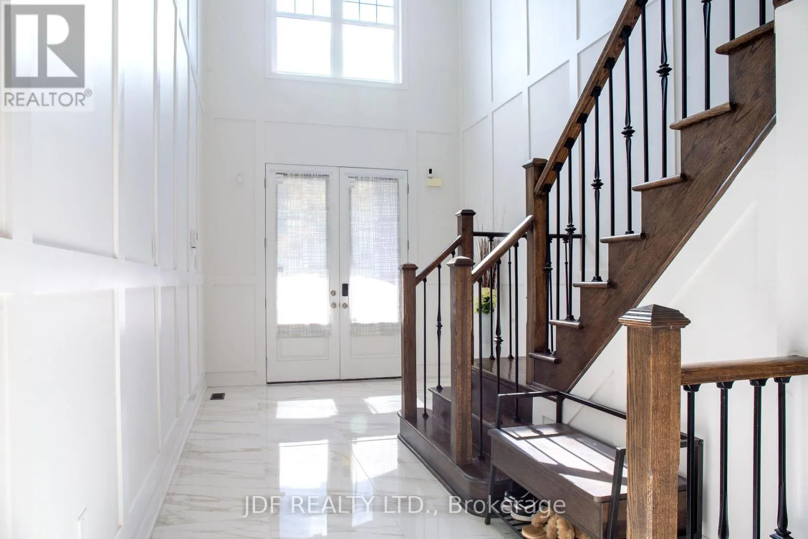 125 CRANBROOK CRESCENT