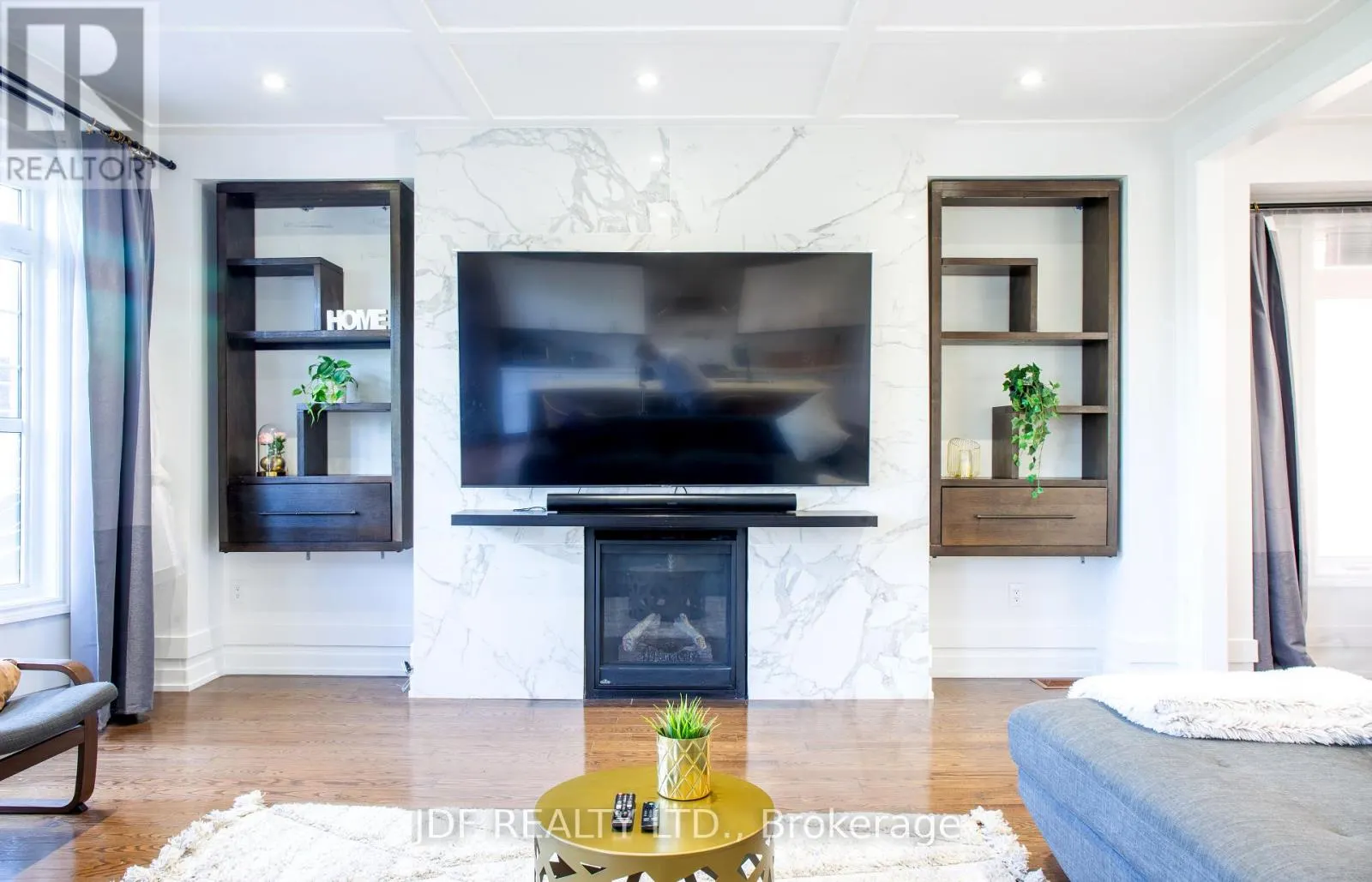 125 CRANBROOK CRESCENT