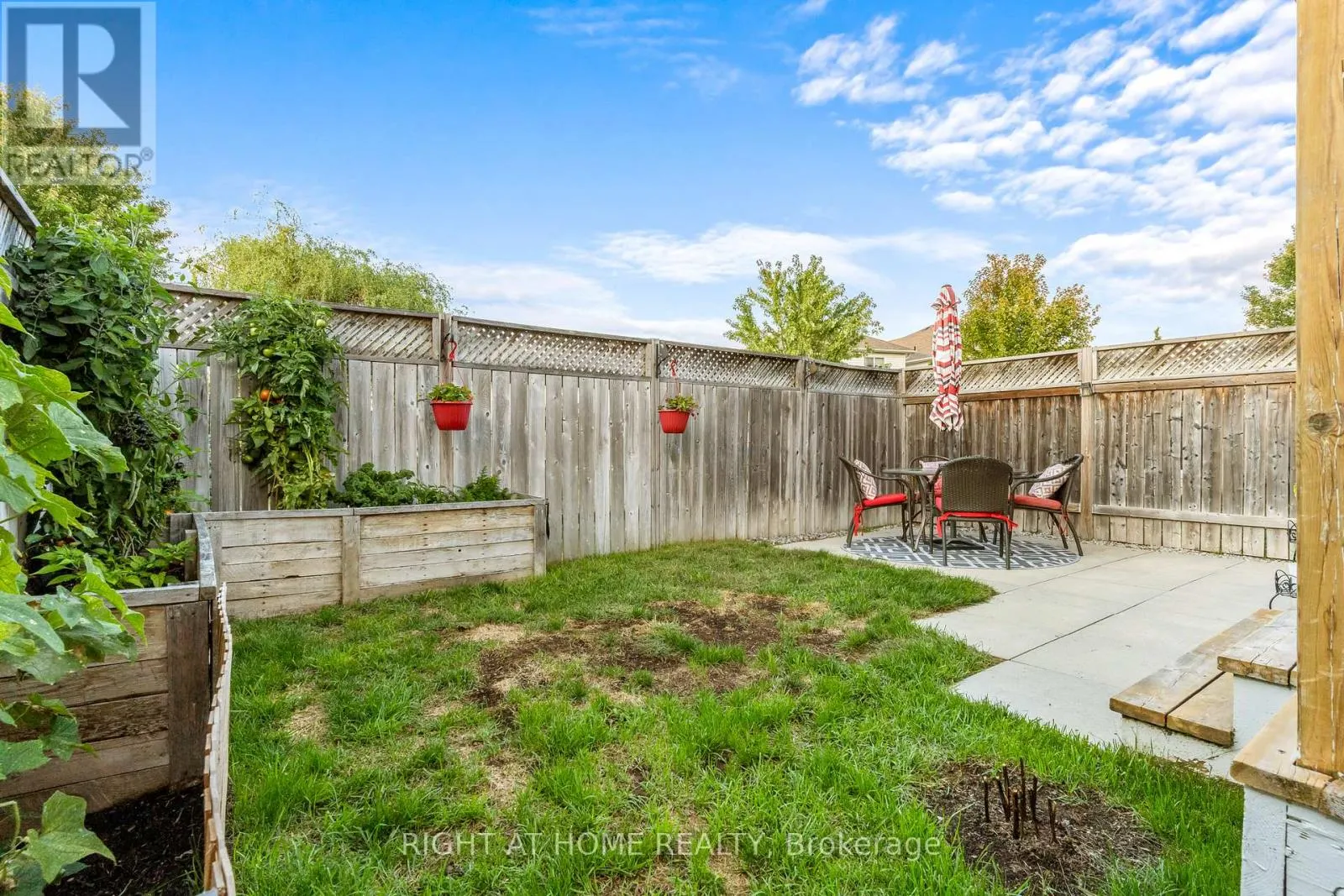 219 BANTING CRESCENT