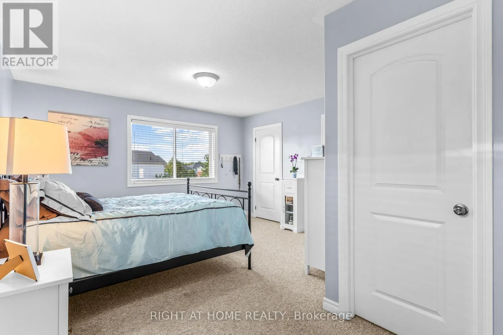 219 BANTING CRESCENT