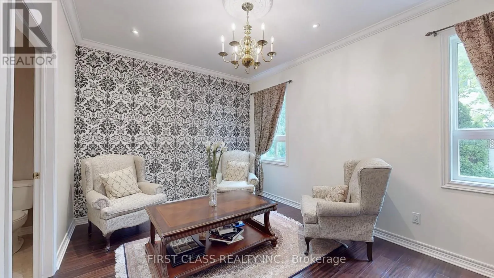 35 VALEMOUNT WAY