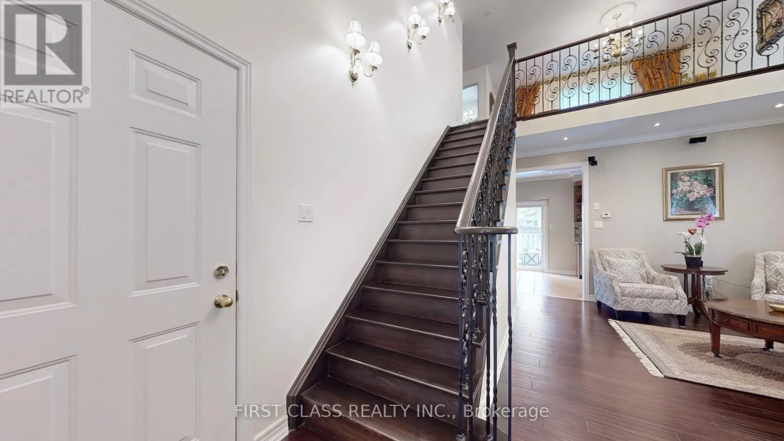 35 VALEMOUNT WAY
