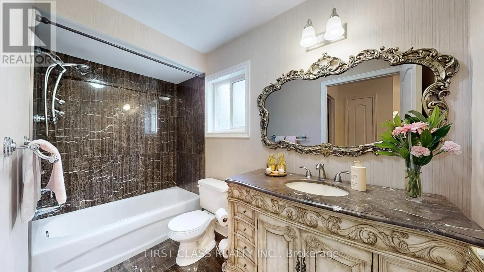 35 VALEMOUNT WAY
