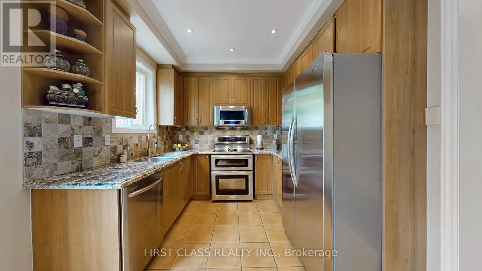 35 VALEMOUNT WAY
