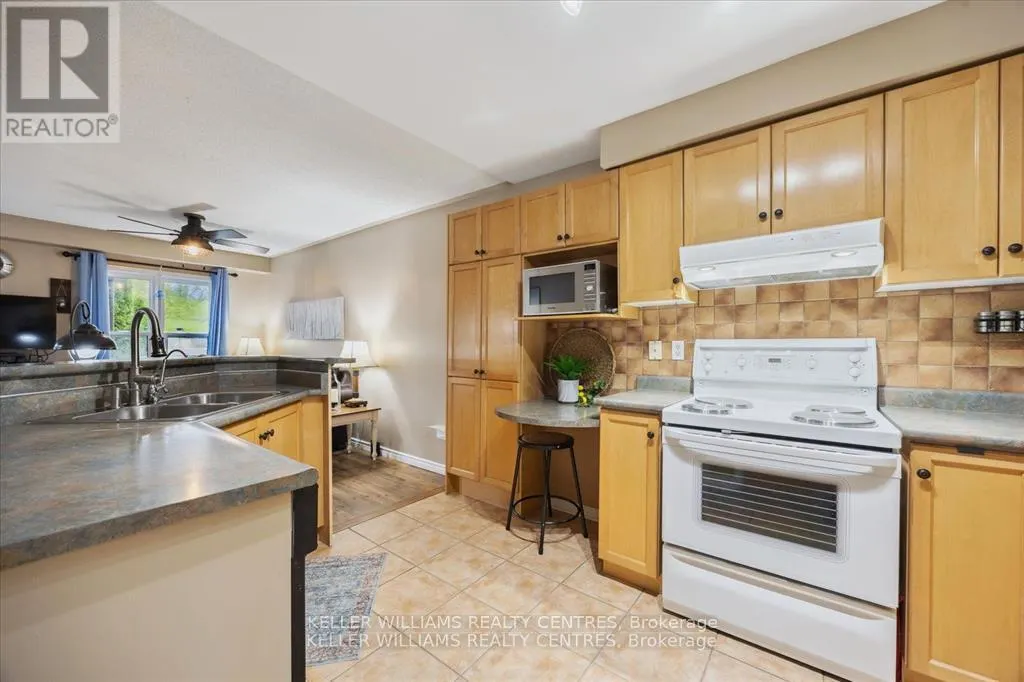 11 SNEDDEN AVENUE