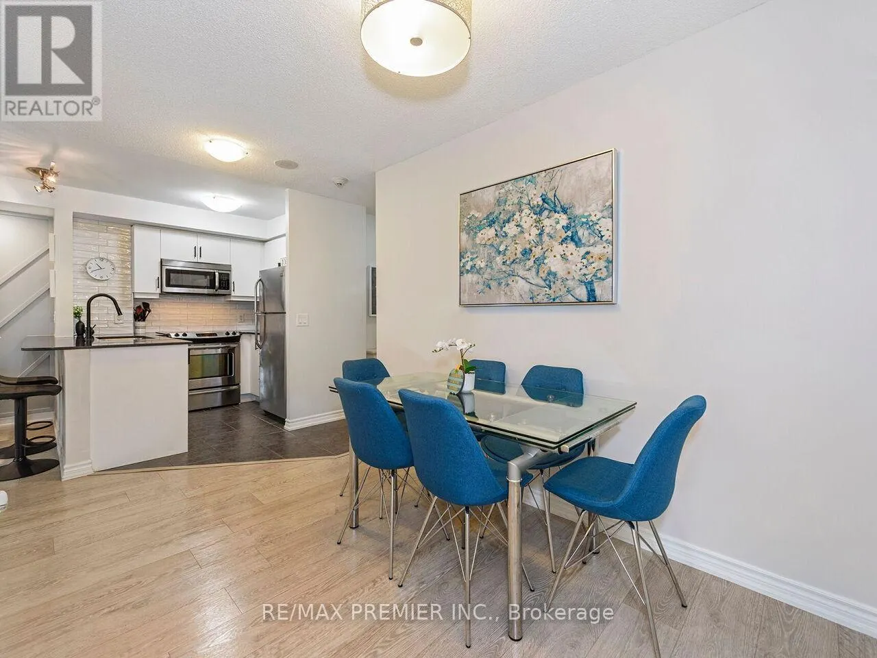 313 - 7730 KIPLING AVENUE