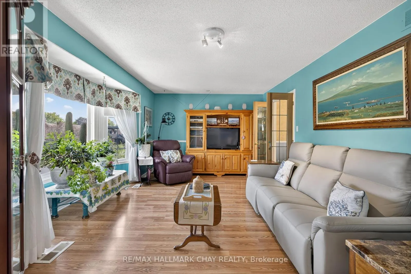 78 COLLINGS AVENUE