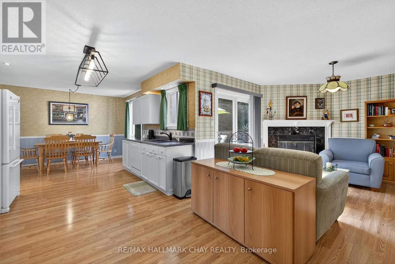 78 COLLINGS AVENUE