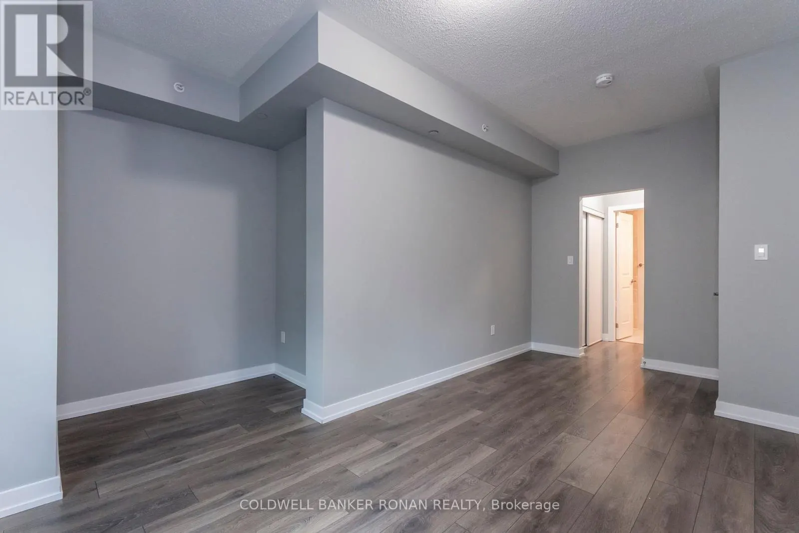 103 - 69 BOYNE STREET N