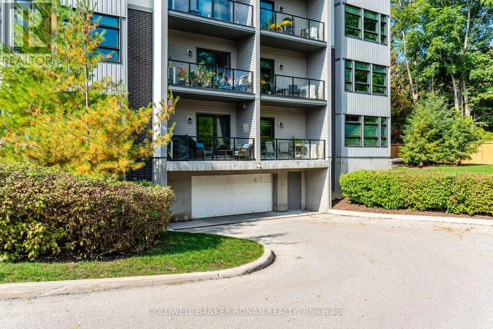 103 - 69 BOYNE STREET N