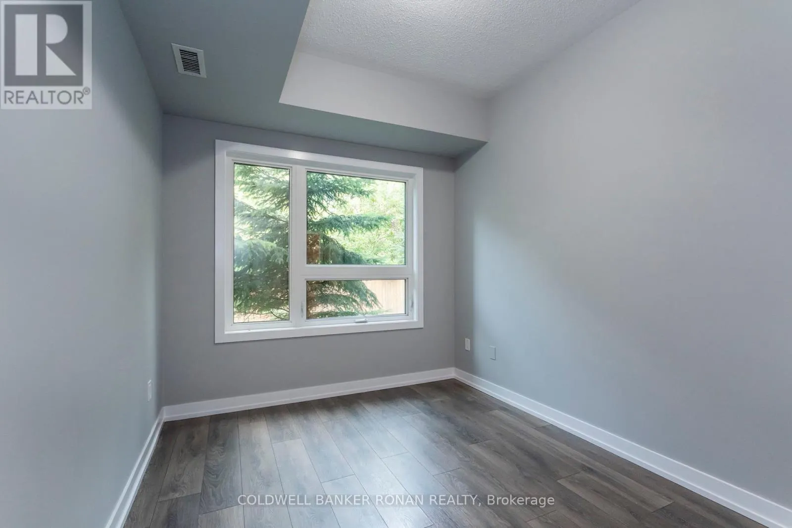 103 - 69 BOYNE STREET N
