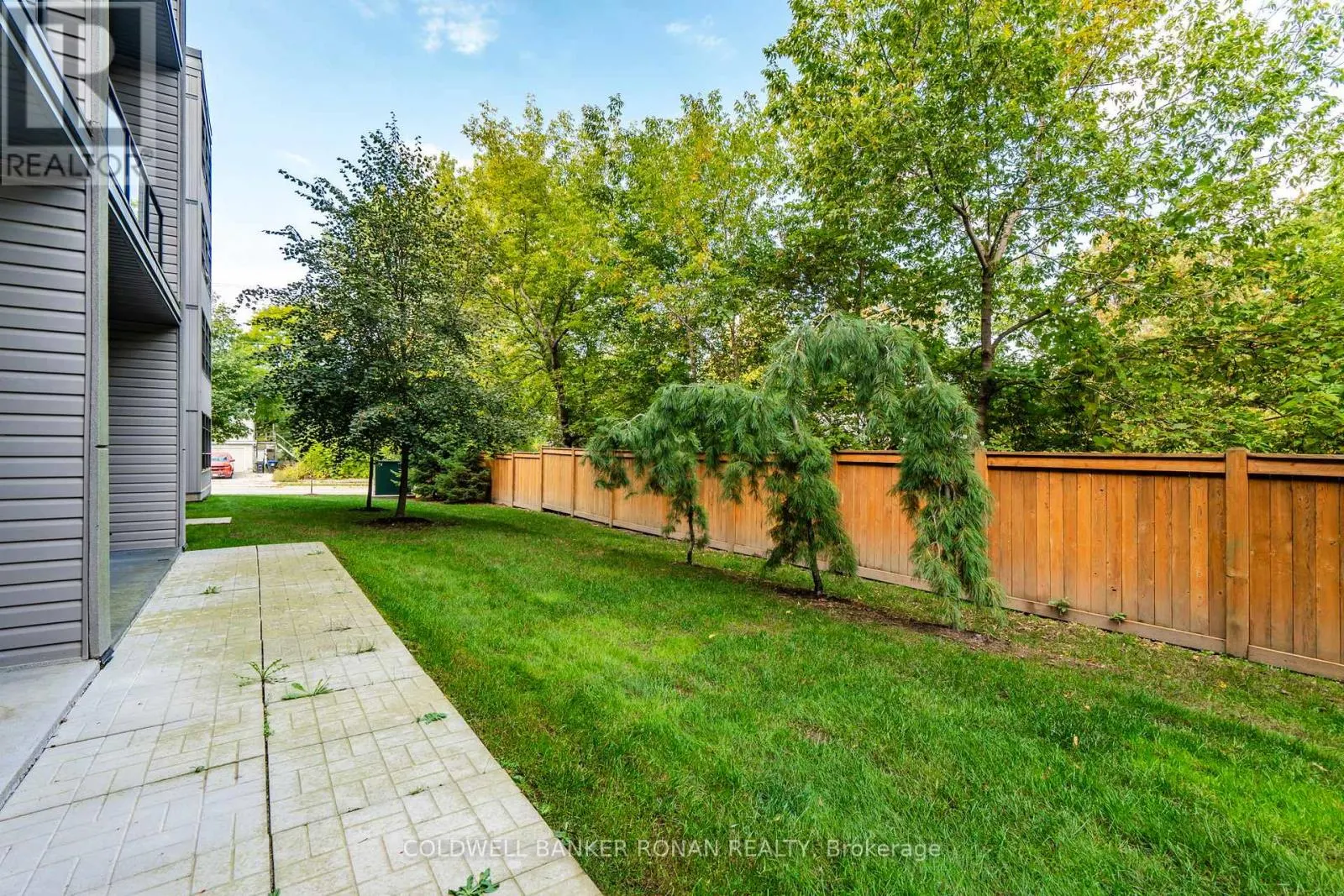 103 - 69 BOYNE STREET N