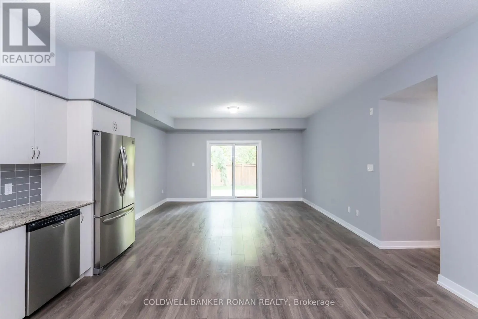 103 - 69 BOYNE STREET N