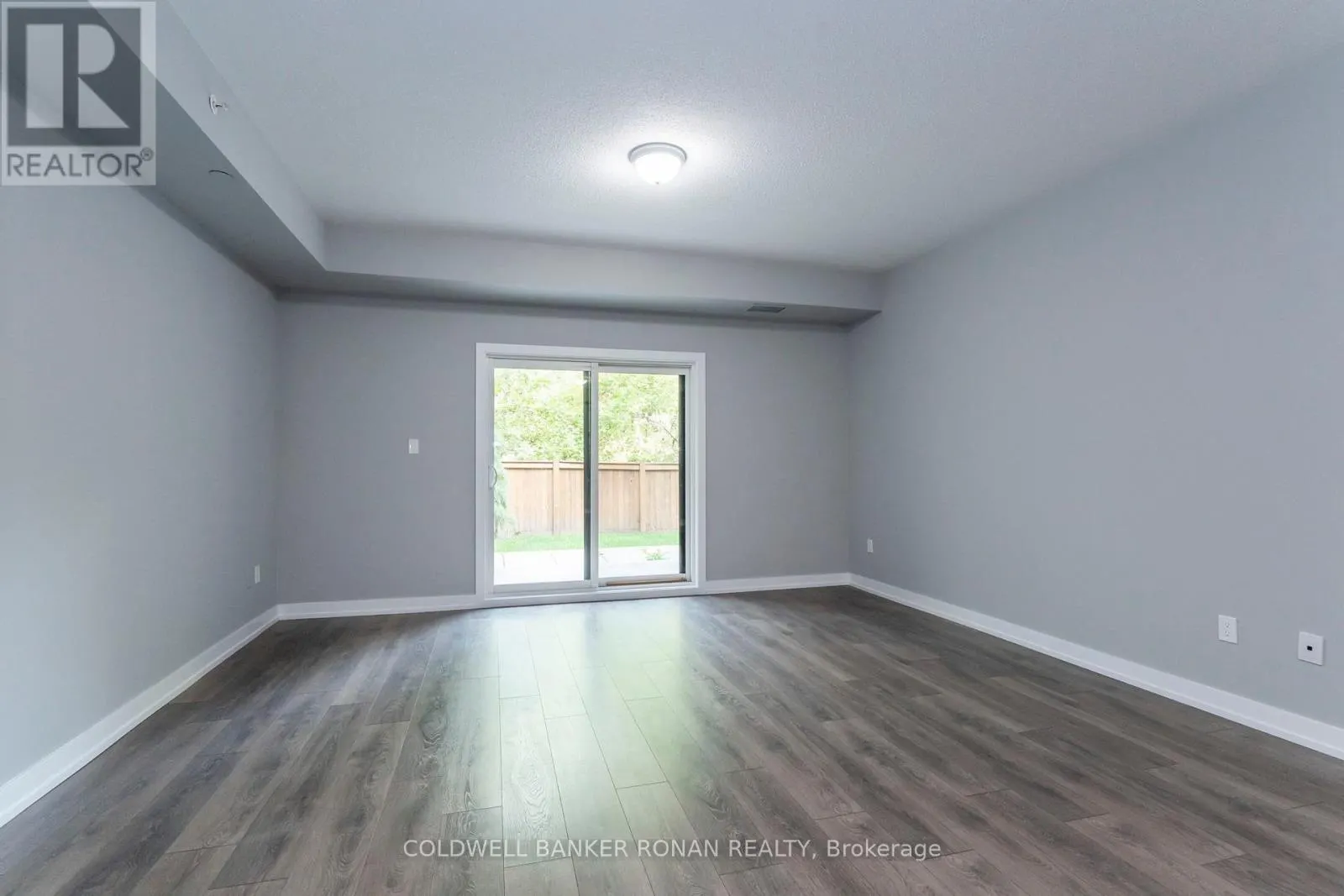 103 - 69 BOYNE STREET N
