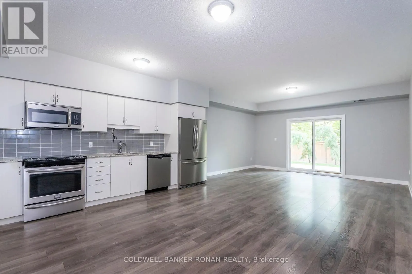 103 - 69 BOYNE STREET N