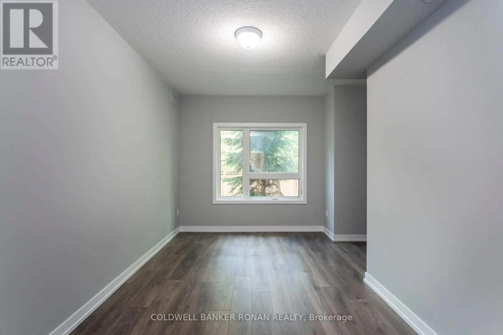 103 - 69 BOYNE STREET N