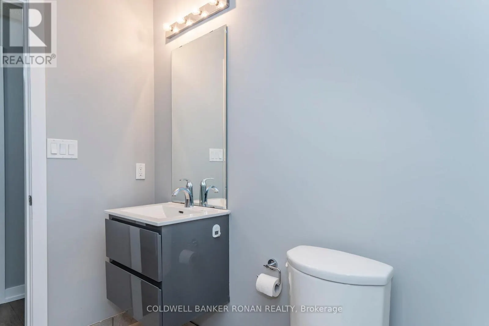 103 - 69 BOYNE STREET N