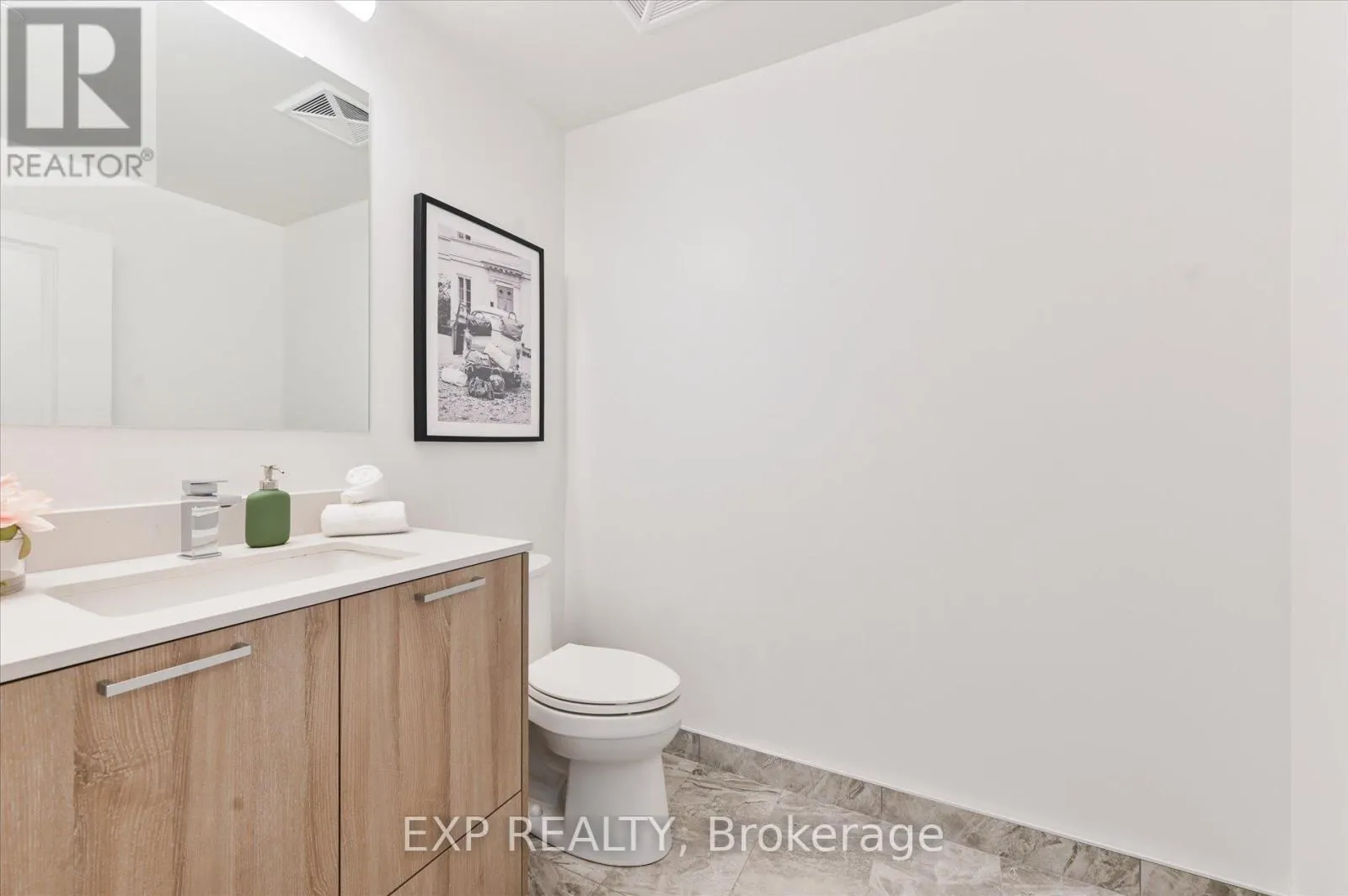 1006 - 120 EAGLE ROCK WAY