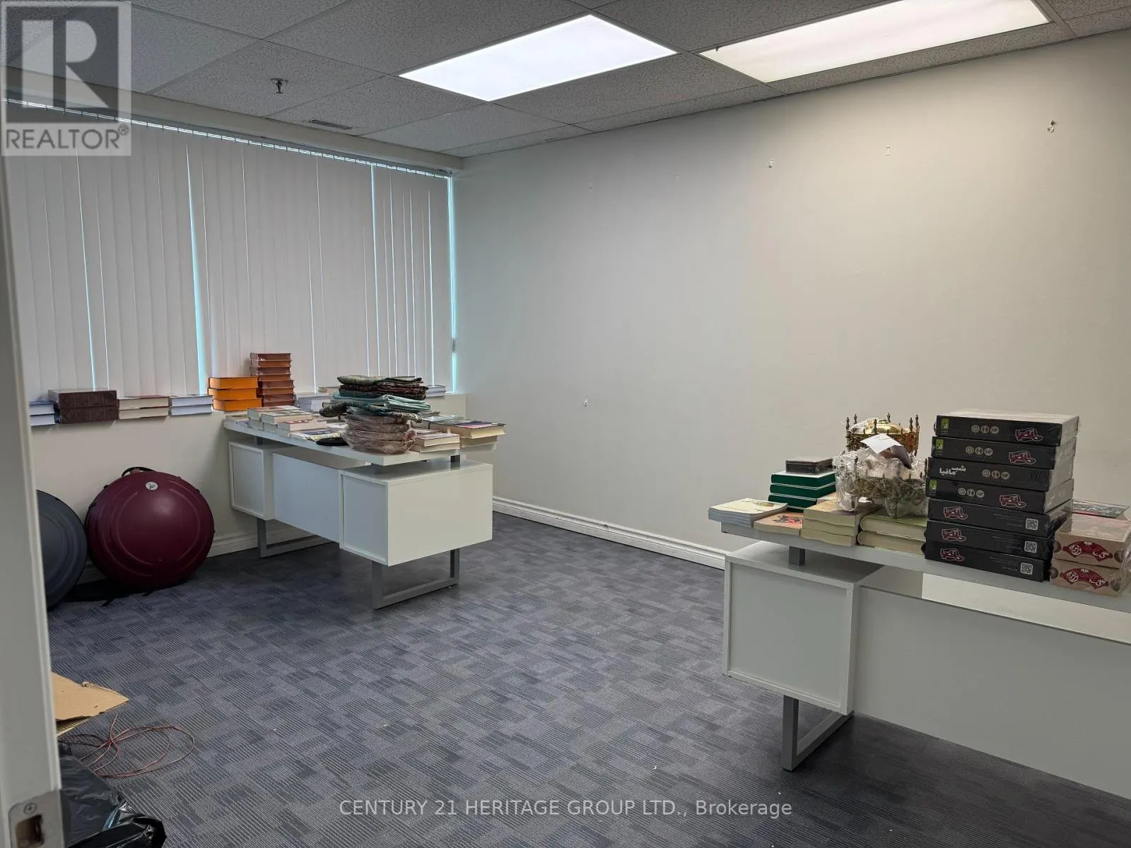 2 - 15 WEST PEARCE STREET W