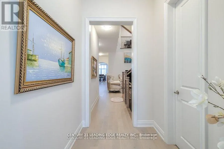 77 TERRAVISTA CRESCENT