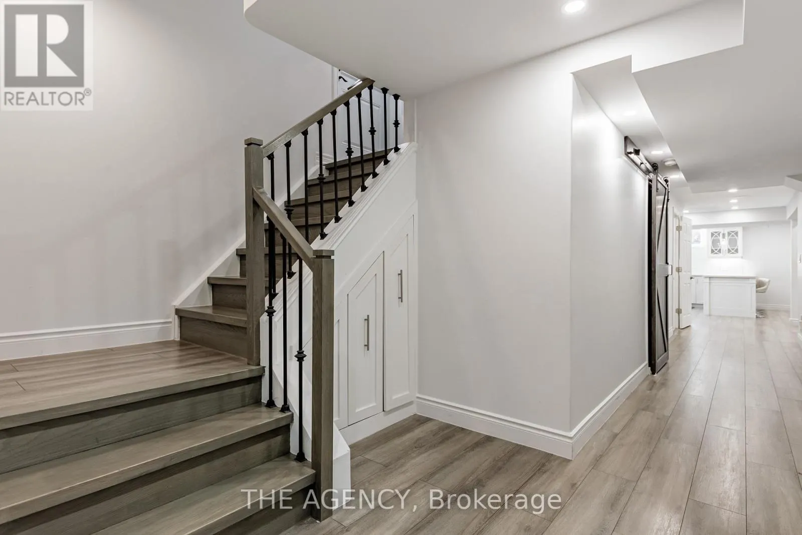 33 ASCALON DRIVE