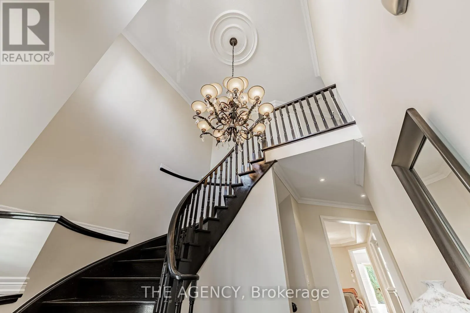 33 ASCALON DRIVE