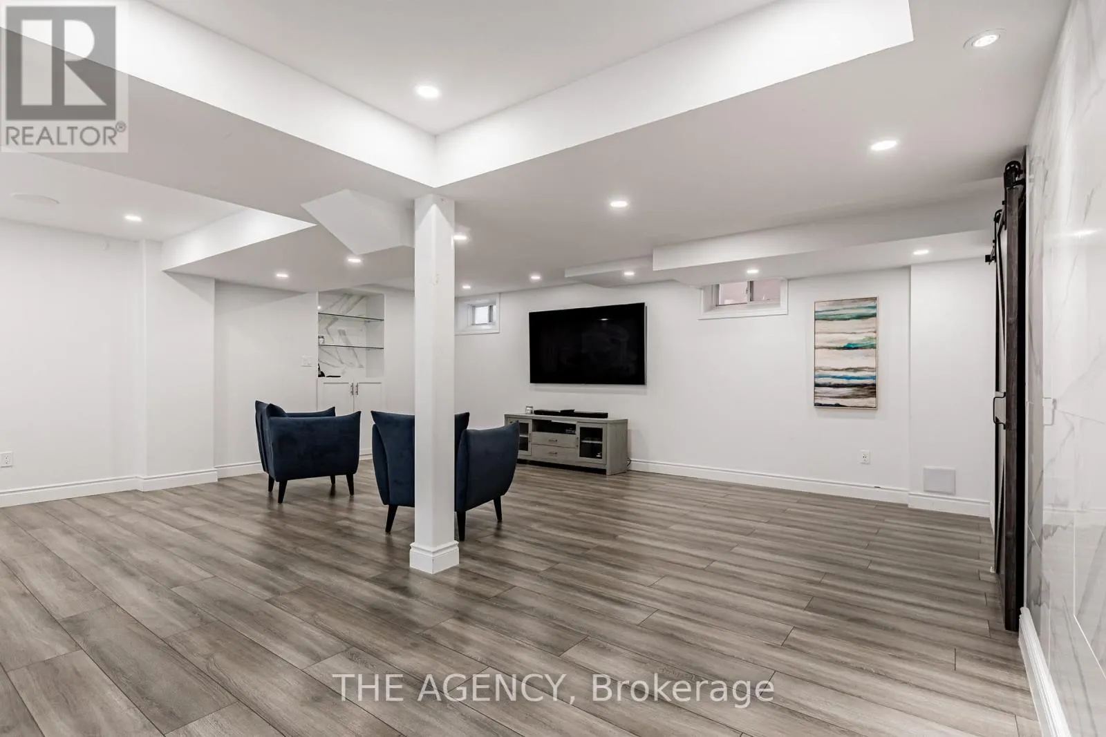 33 ASCALON DRIVE