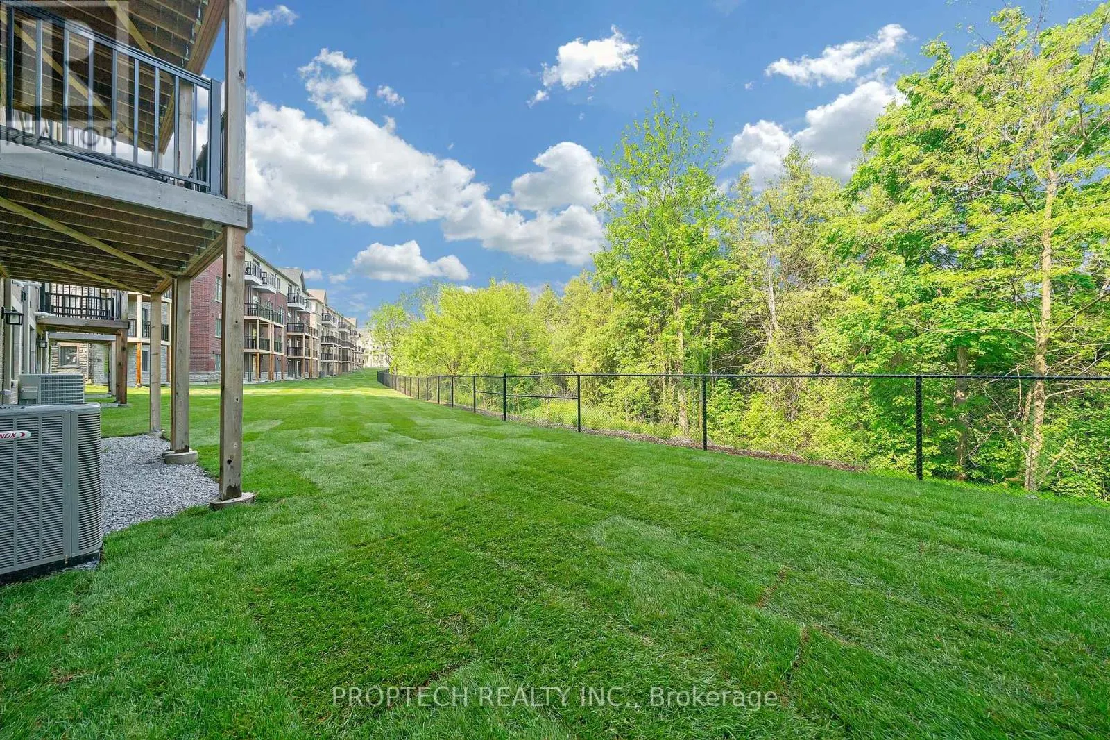 93 WEST VILLAGE LANE