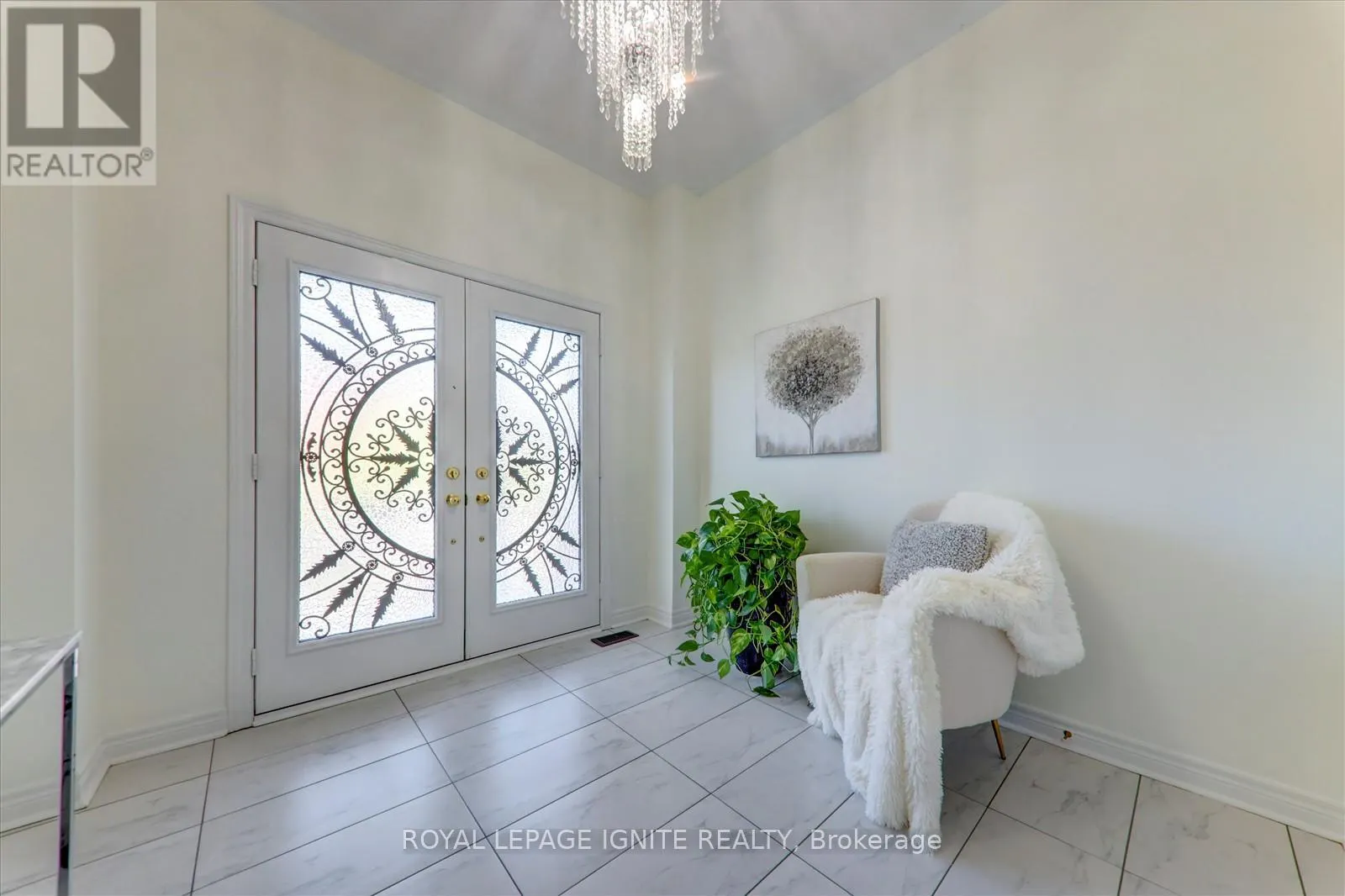 127 NOAH'S FARM TRAIL