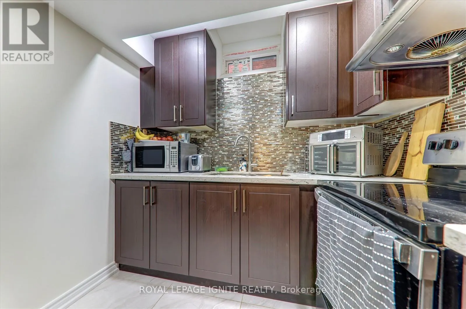 127 NOAH'S FARM TRAIL