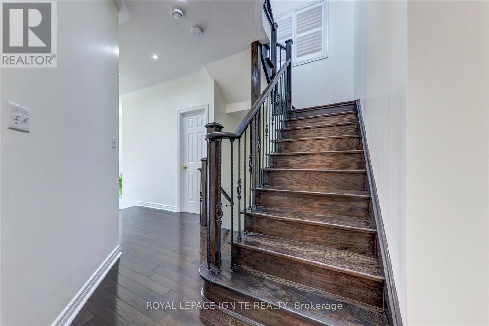 127 NOAH'S FARM TRAIL