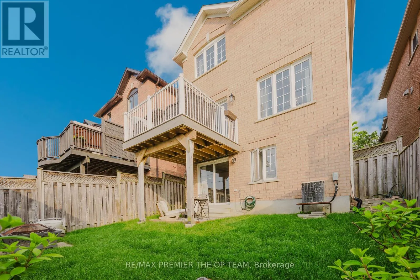 50 BEAVERBROOK CRESCENT