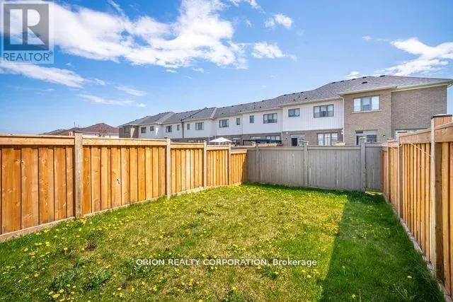 53 CLIFFORD CRESCENT