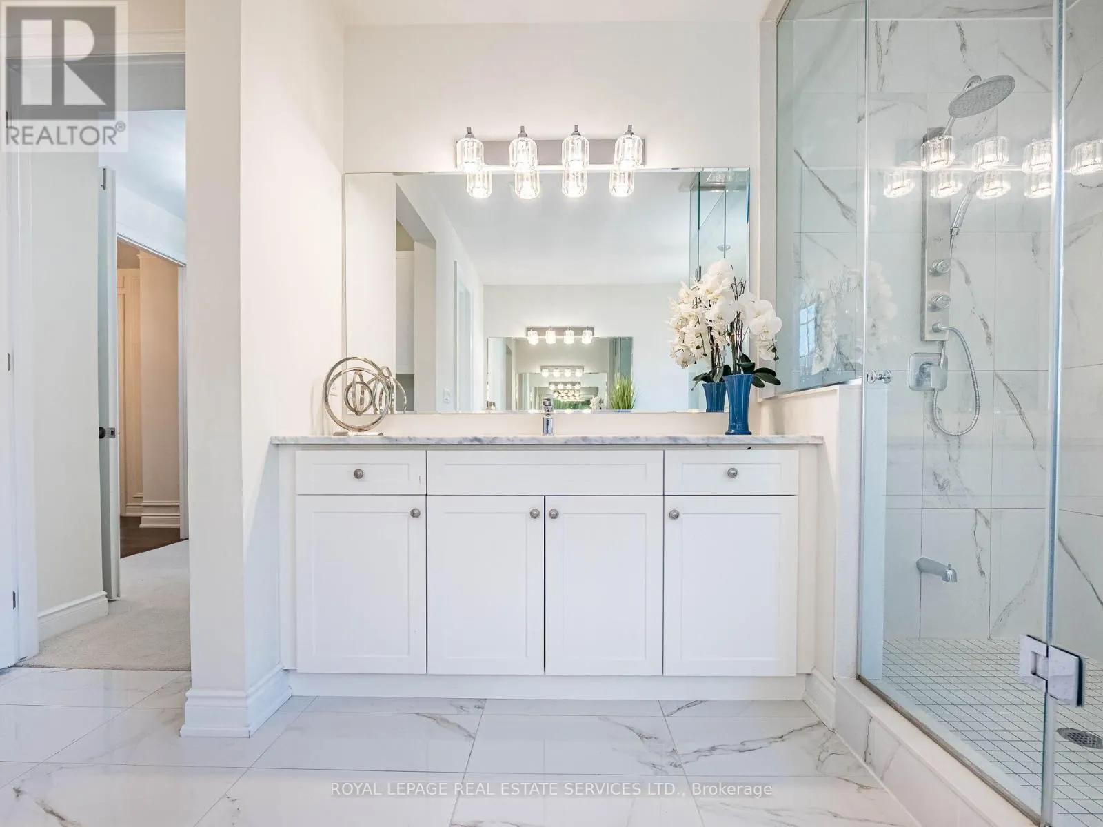 23 GRACE LAKE COURT