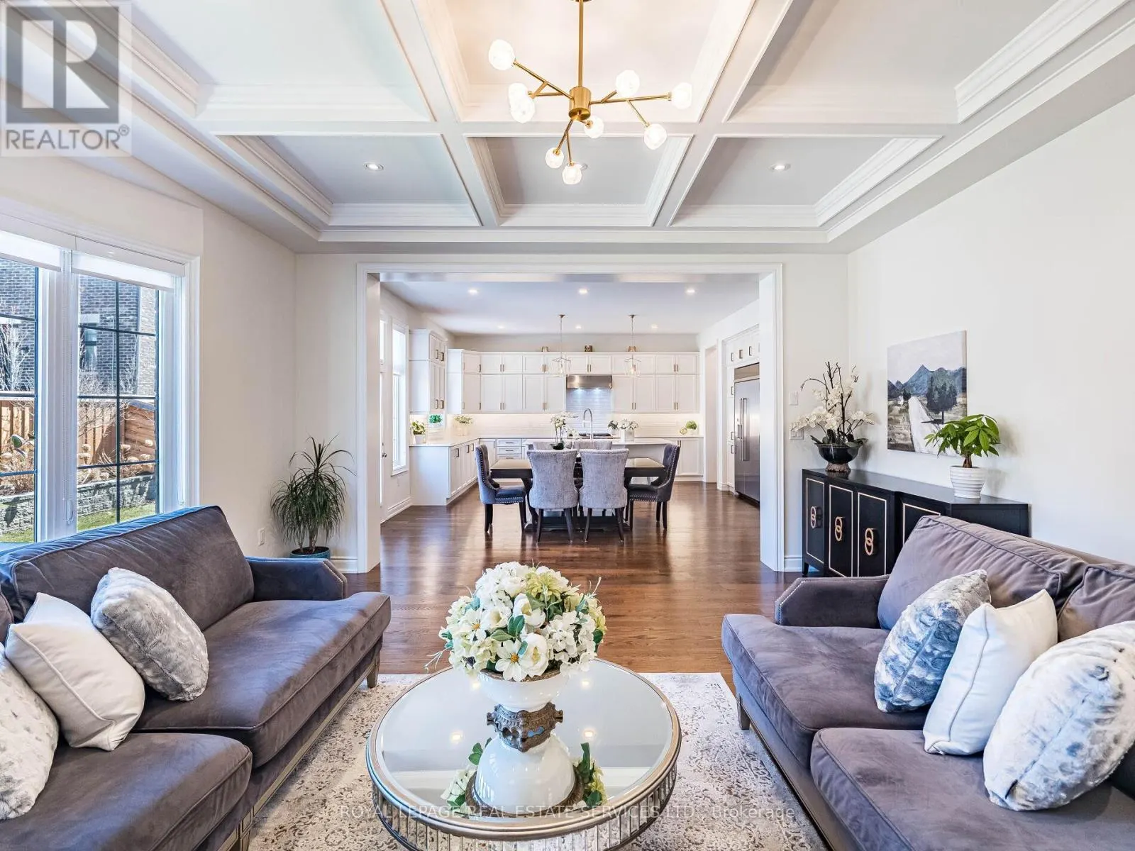 23 GRACE LAKE COURT