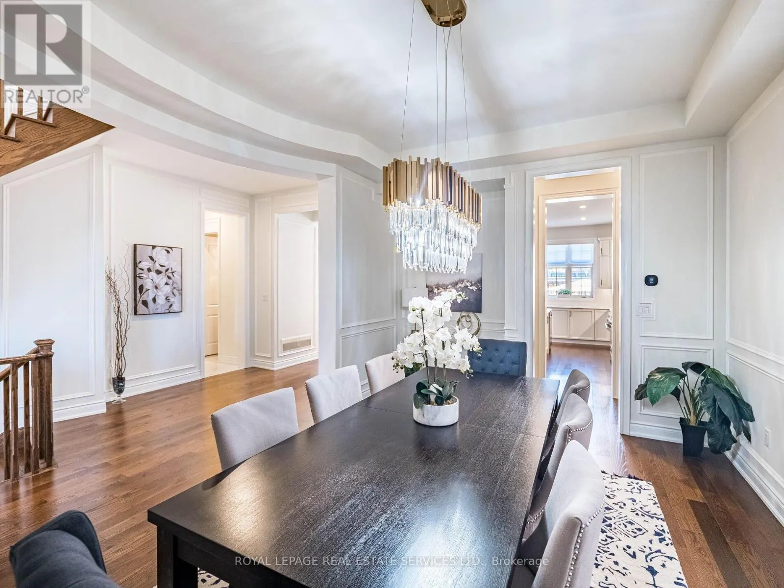 23 GRACE LAKE COURT