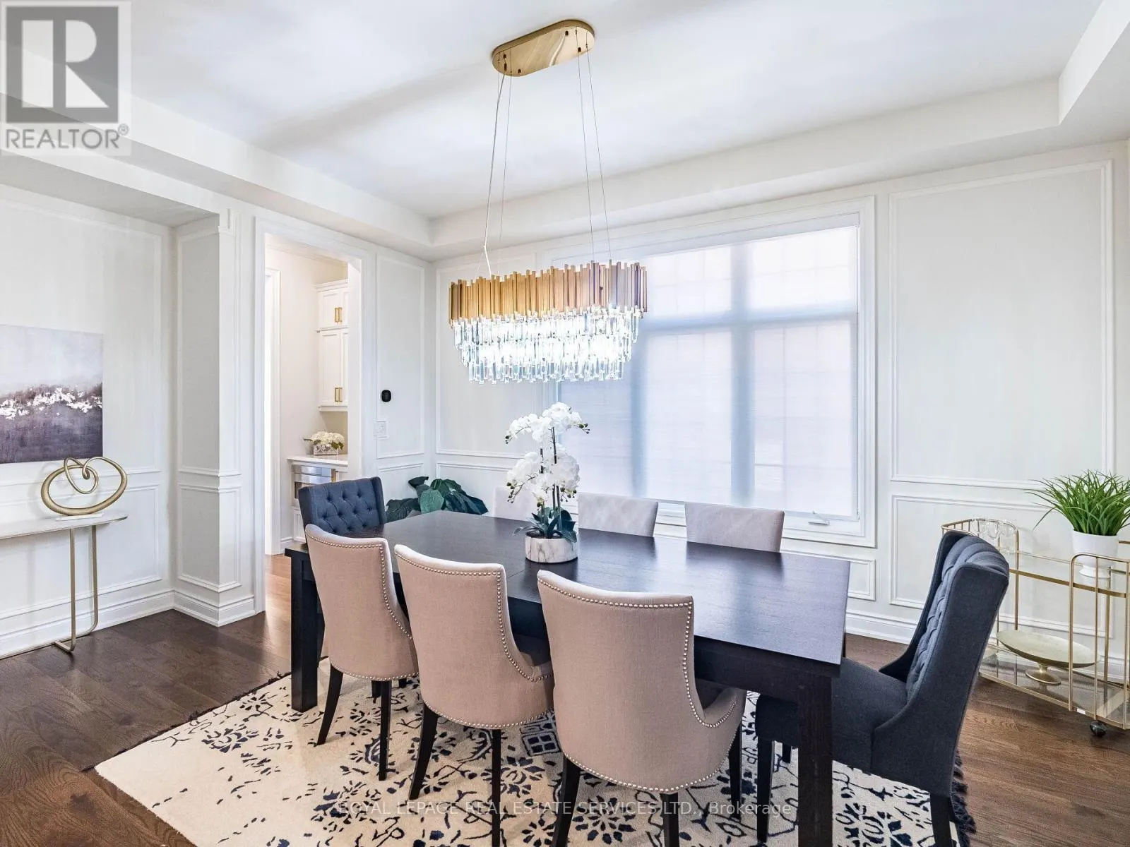 23 GRACE LAKE COURT