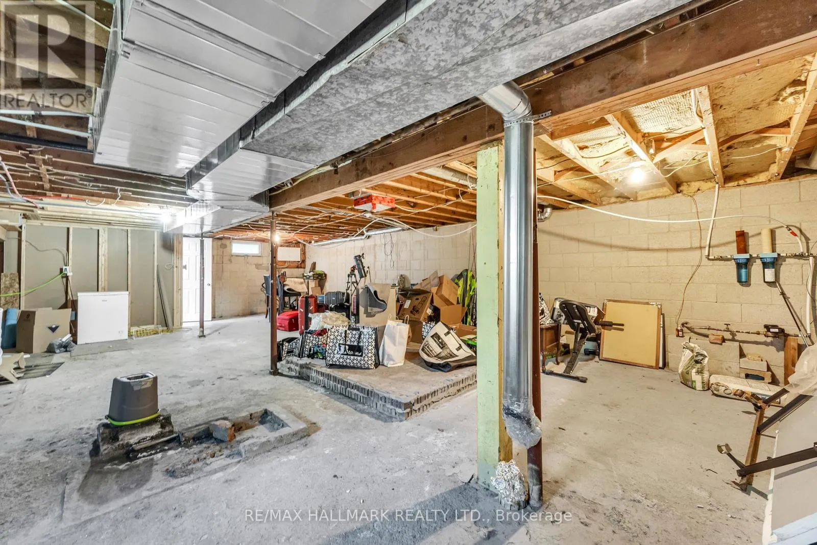 36 FARR AVENUE