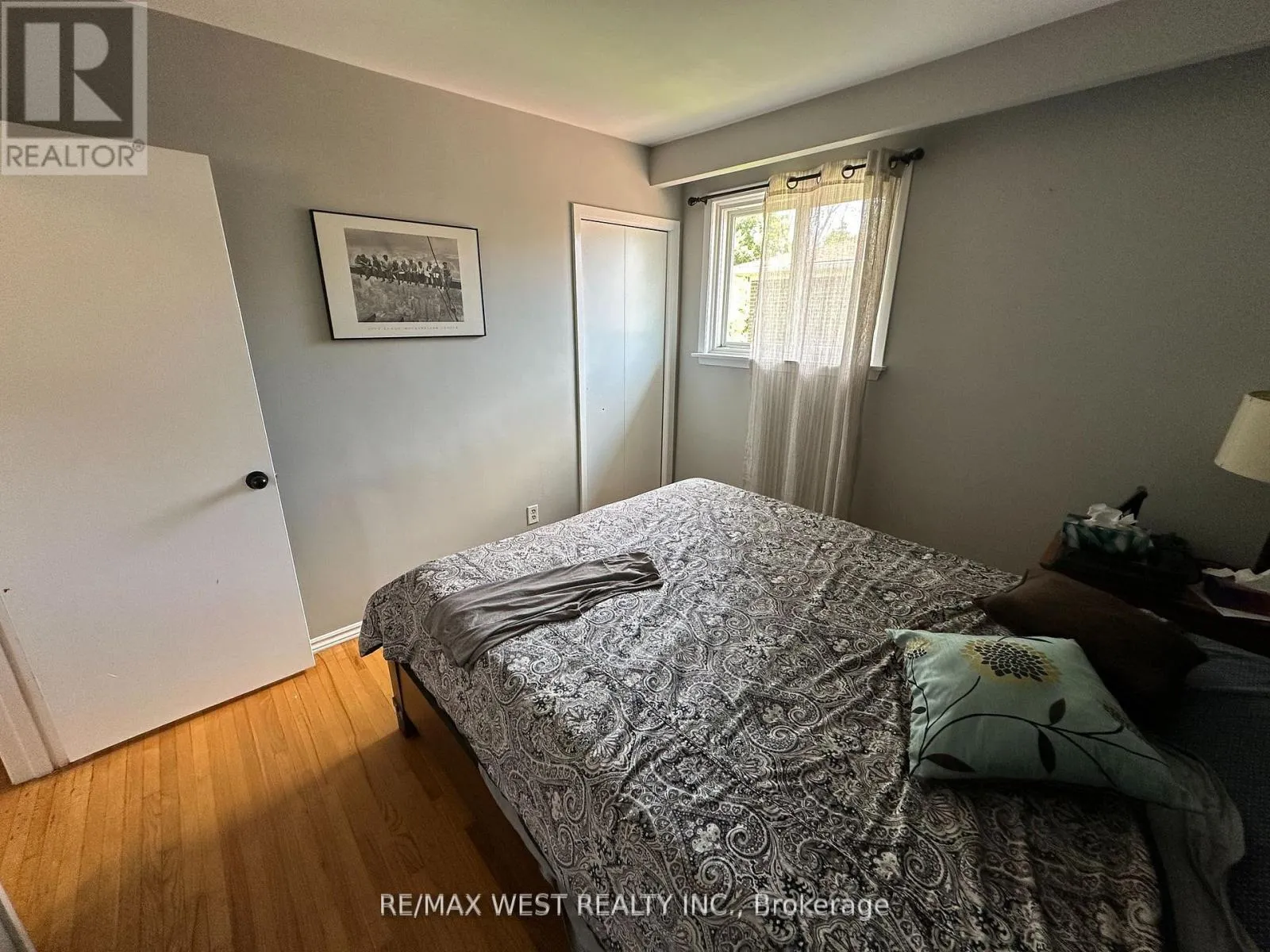UPPER - 152 RAINBOW DRIVE