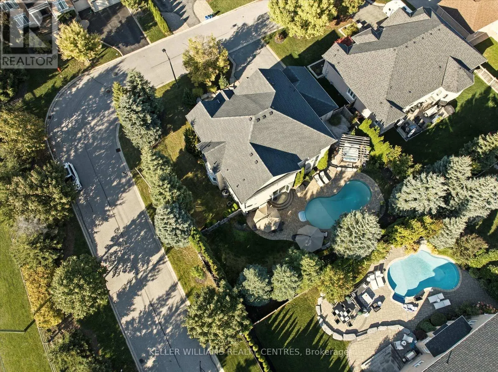 72 DUNCTON WOOD CRESCENT