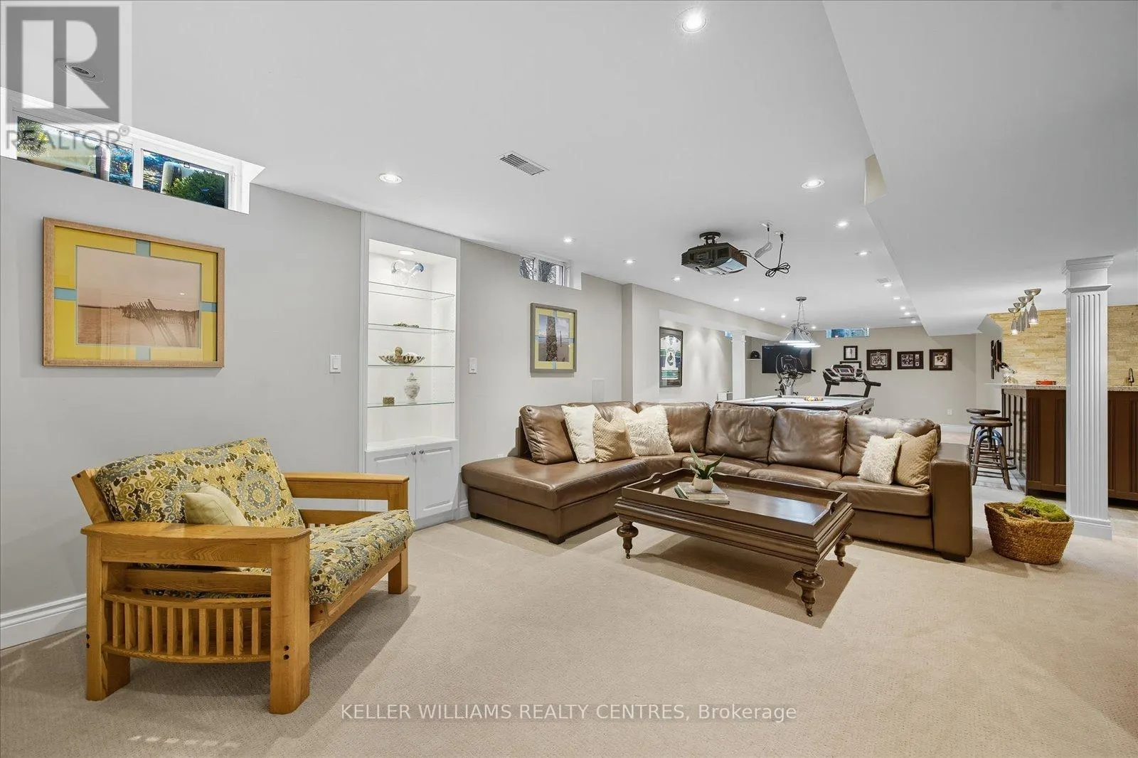 72 DUNCTON WOOD CRESCENT