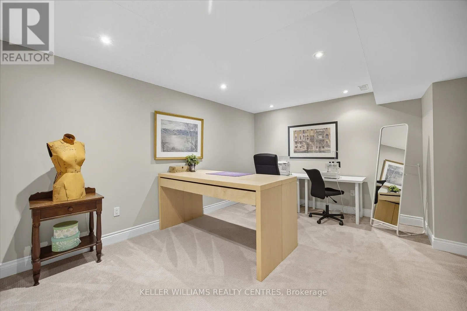 72 DUNCTON WOOD CRESCENT