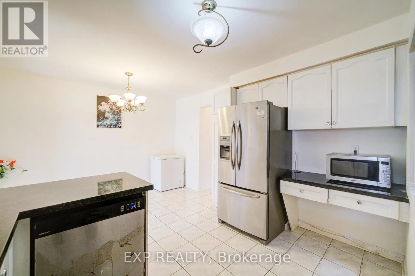 163 SASSAFRAS CIRCLE