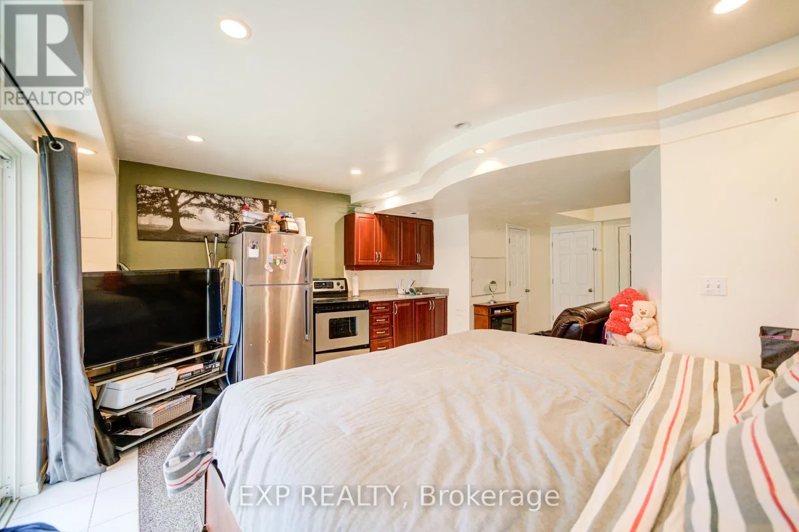 163 SASSAFRAS CIRCLE