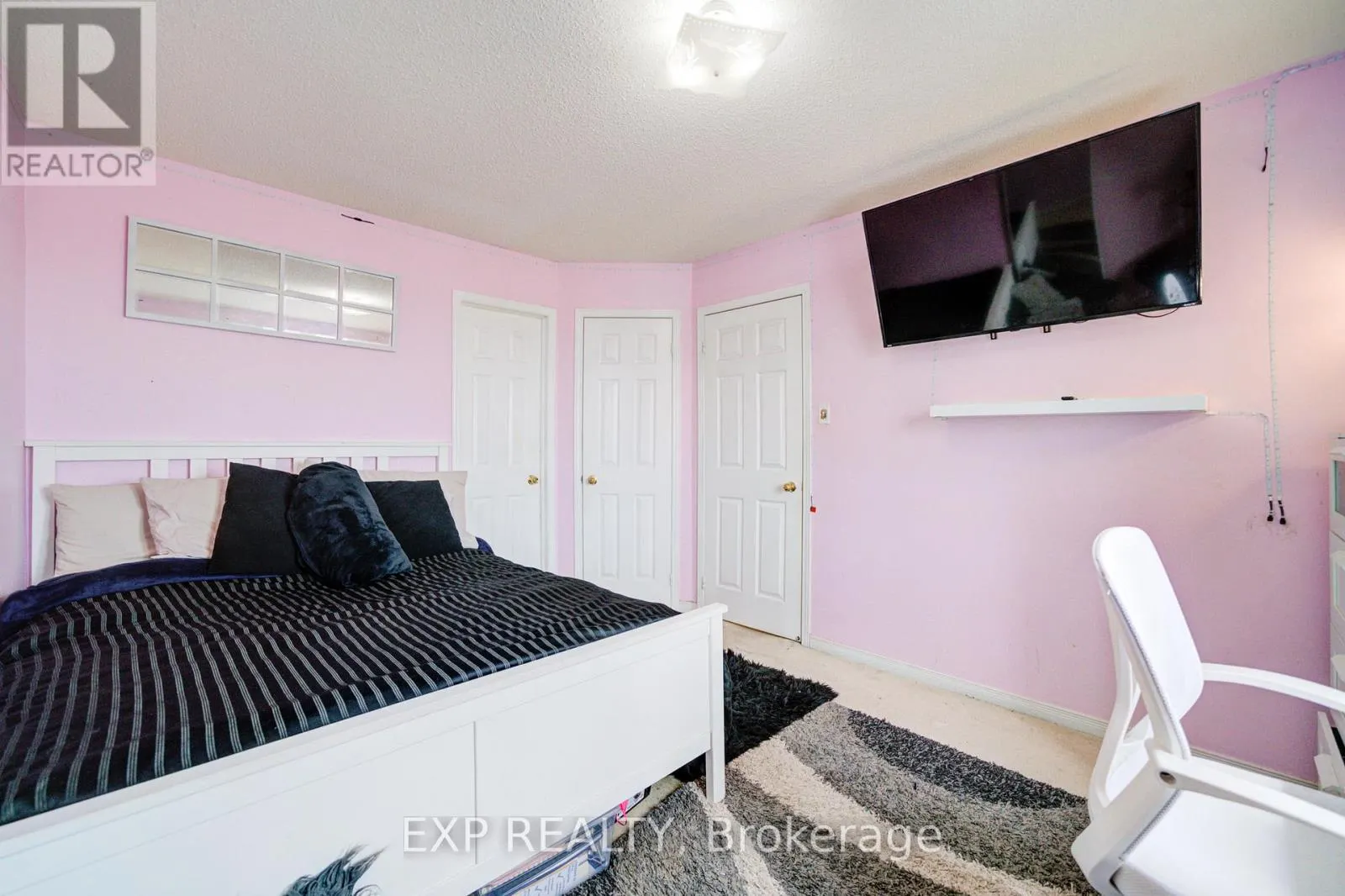 163 SASSAFRAS CIRCLE