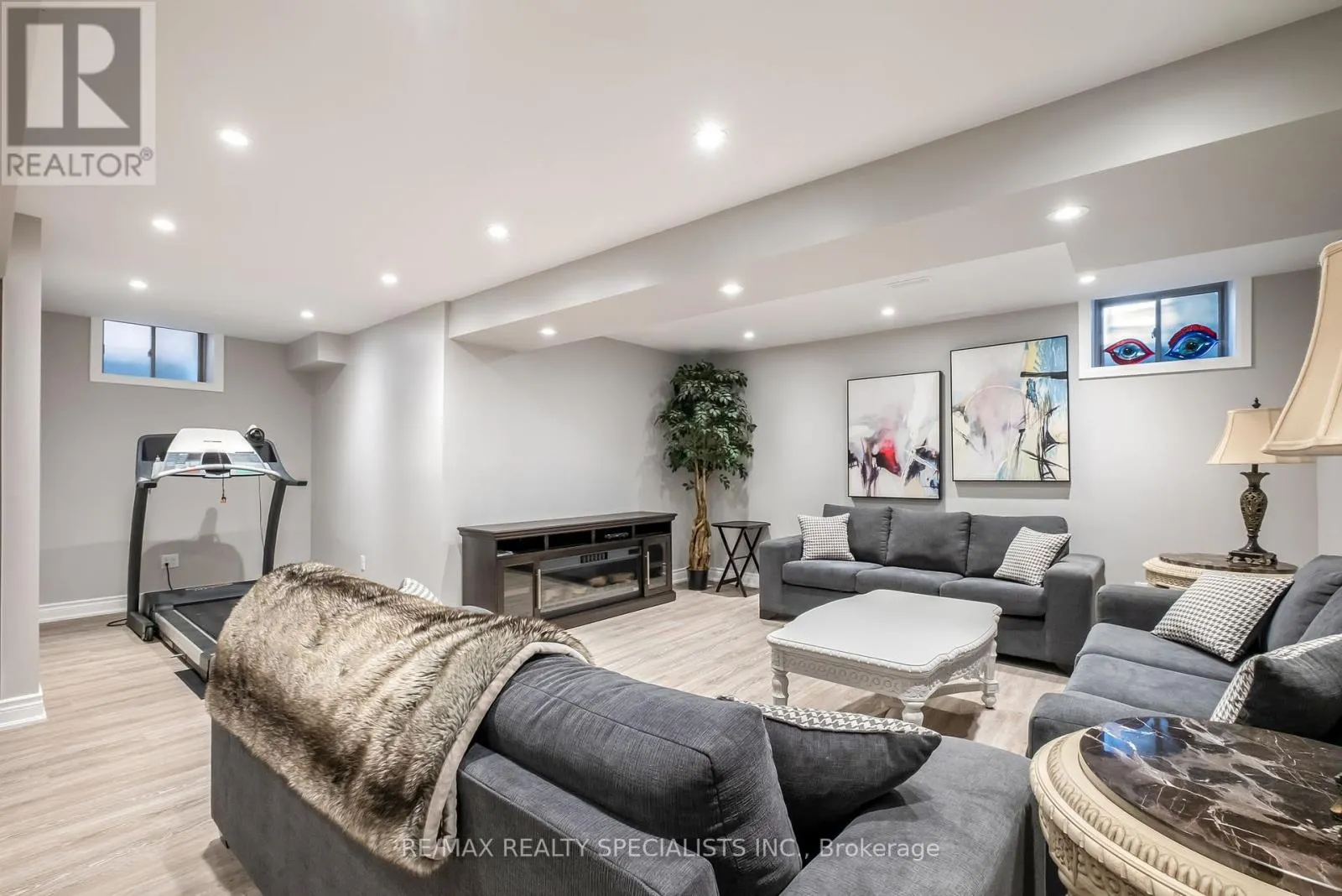 90 MARTIN TRAIL